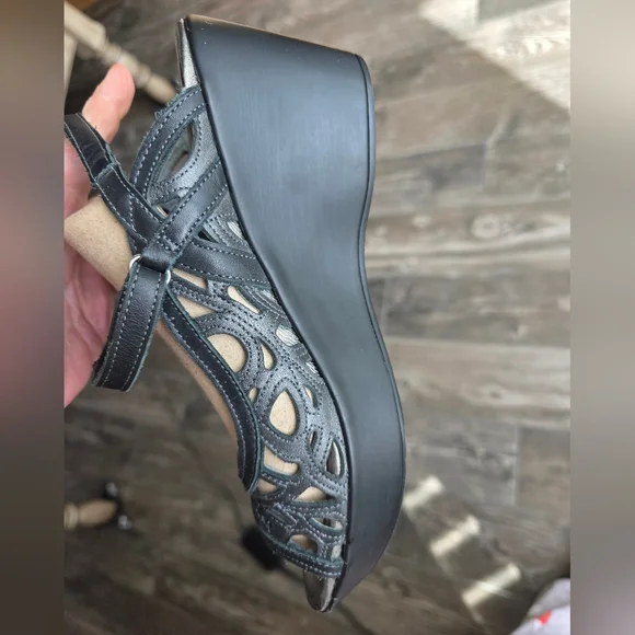 Women's Blue Leather Naot Deluxe Travel Beach Summer Wedge Sandals 5.5US 37 - Picture 10 of 12